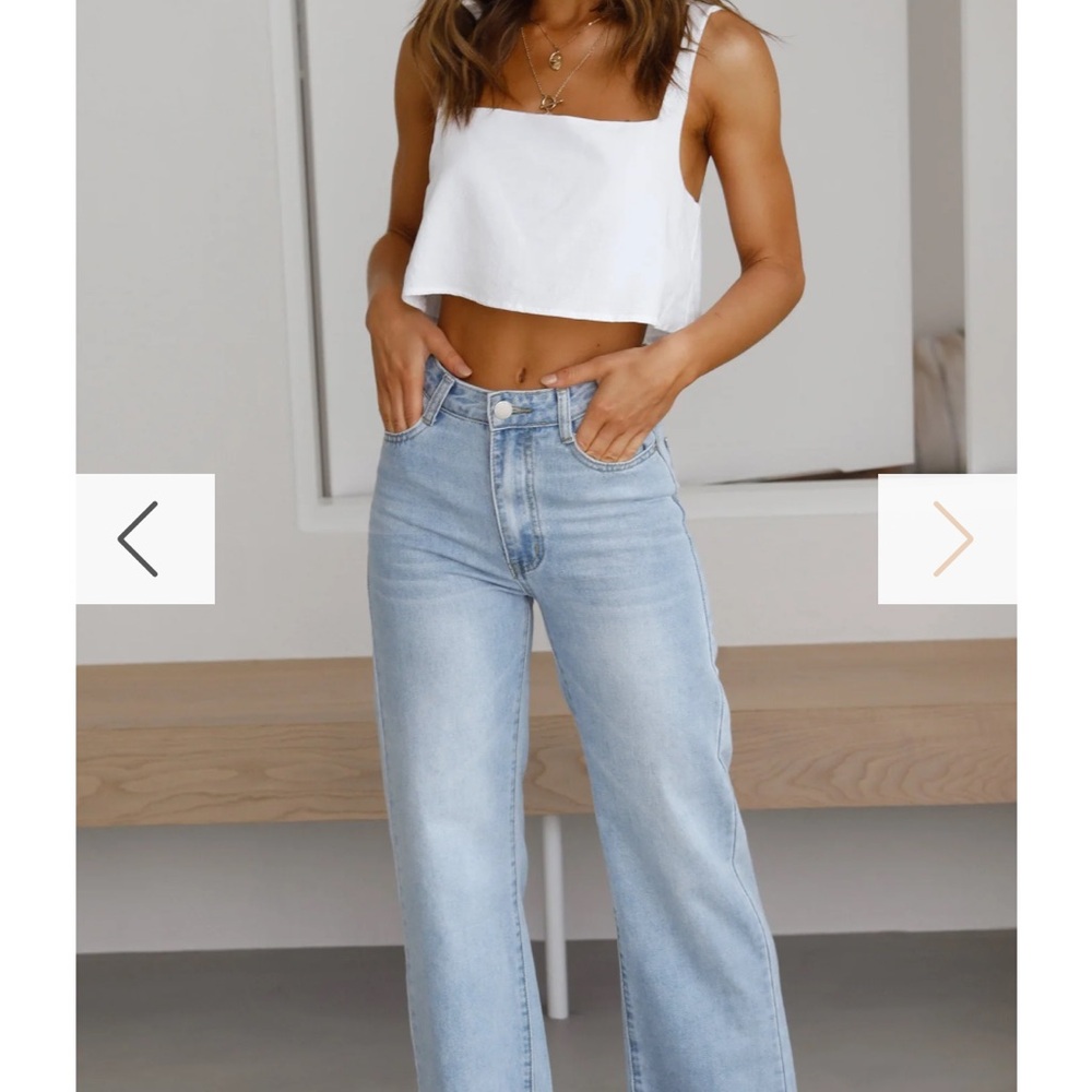 High-Rise Light Blue Wide Leg Jeans - Picture 3 of 6